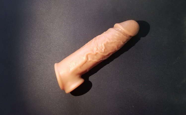 Bao cao su đ&ocirc;n d&ecirc;n g&acirc;n nổi k&eacute;o d&agrave;i thời gian quan hệ