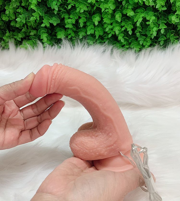 Dương vật silicon 2 thớ Lovetoy Nature Cock siêu mềm mịn – nhìn như thật.