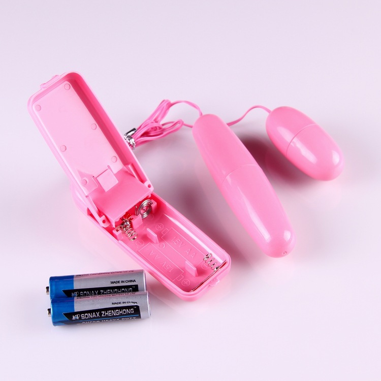 Được sử dụng 2 pin số AA